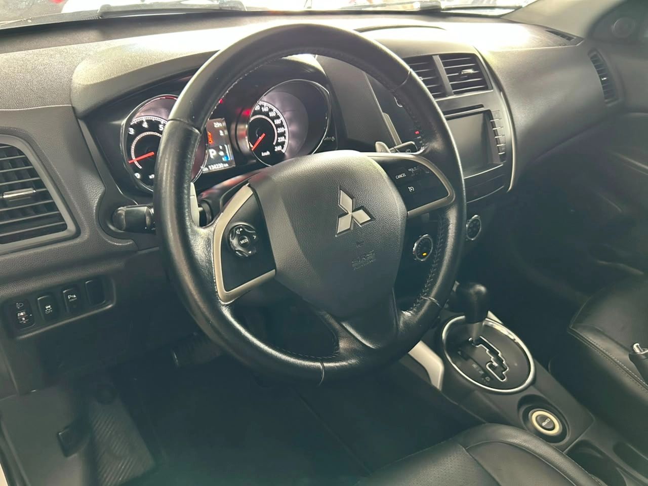 MITSUBISHI ASX 6