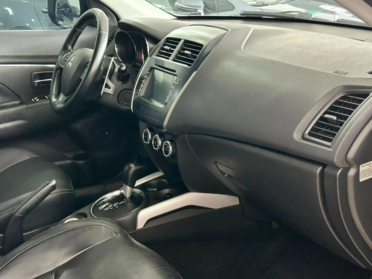 MITSUBISHI ASX 7
