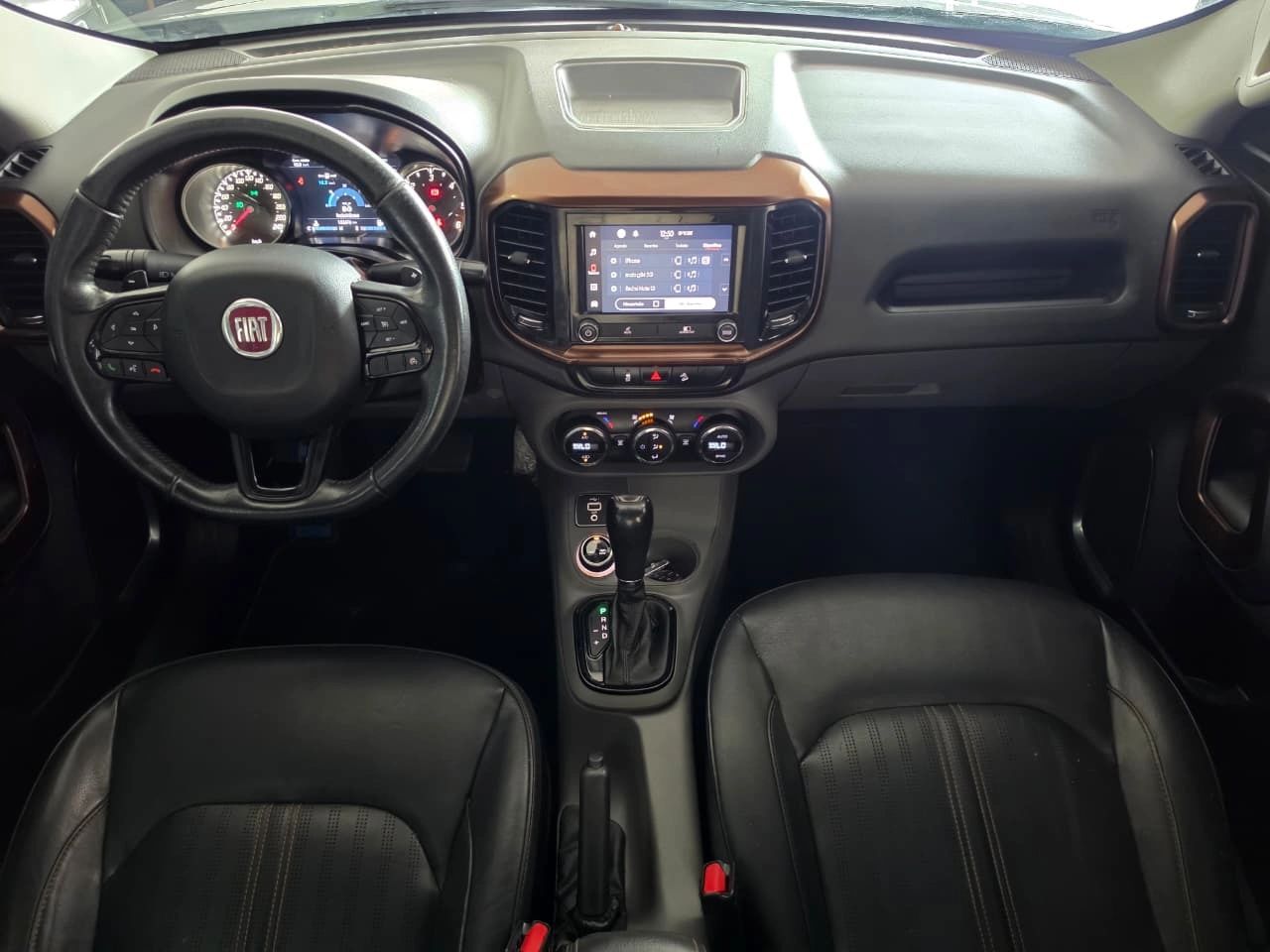 FIAT TORO 9