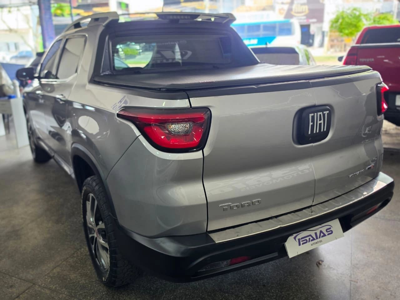 FIAT TORO 12