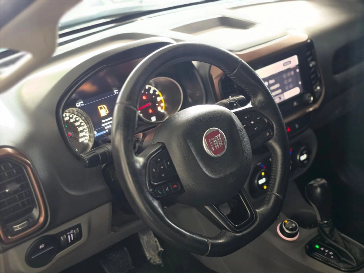FIAT TORO 5