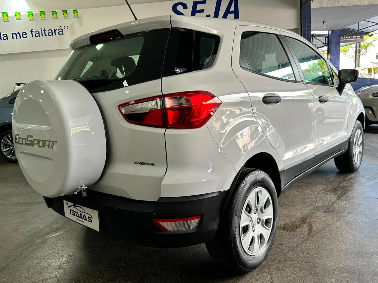 FORD ECOSPORT 15