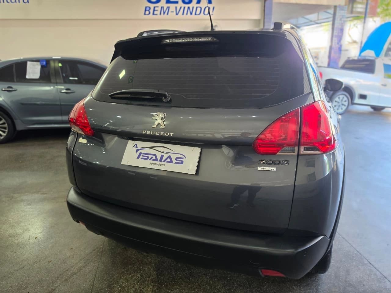 PEUGEOT 2008 13
