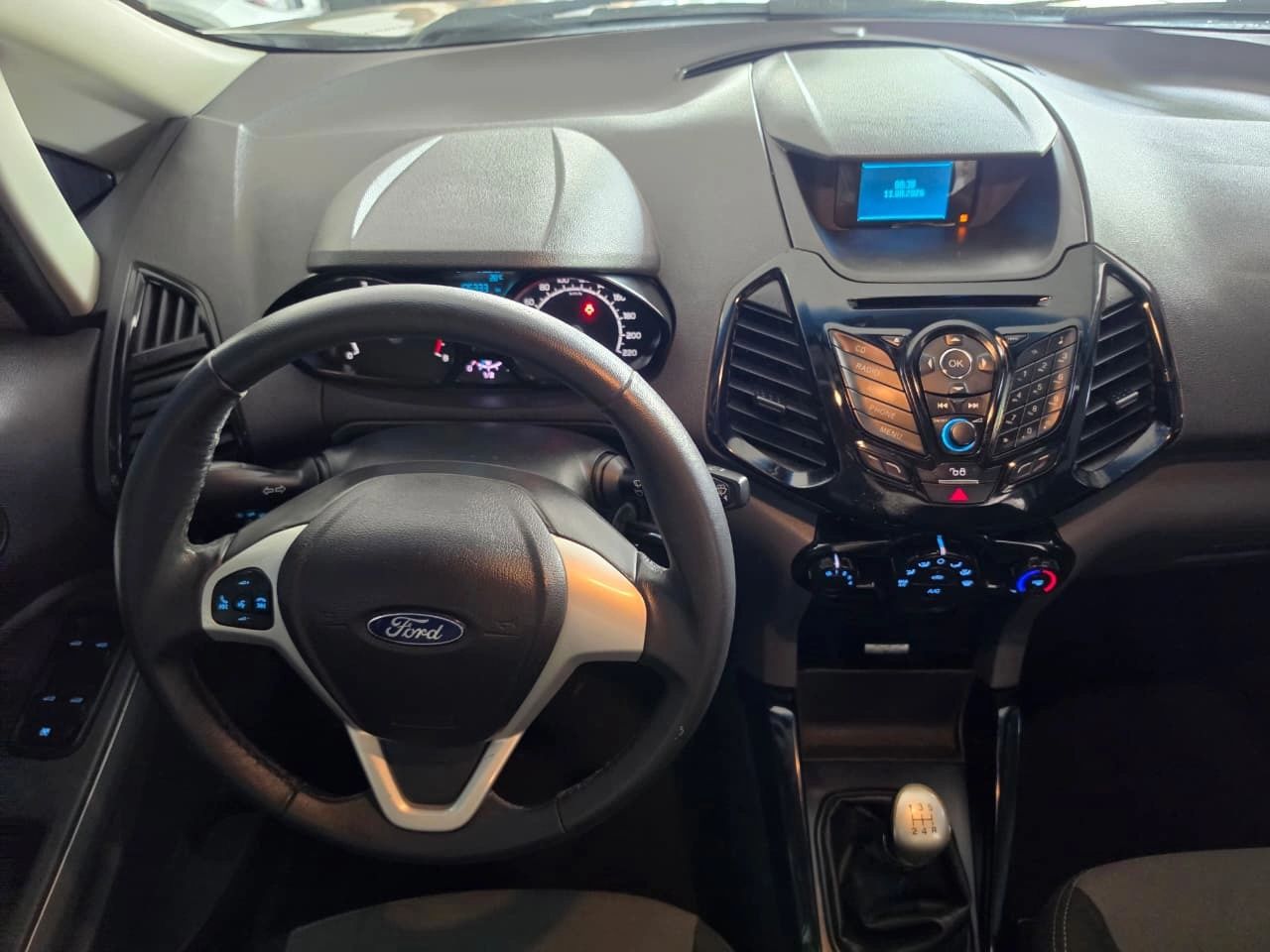 FORD ECOSPORT 10
