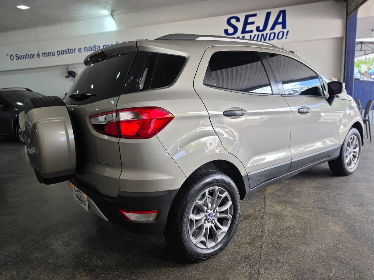 FORD ECOSPORT 14