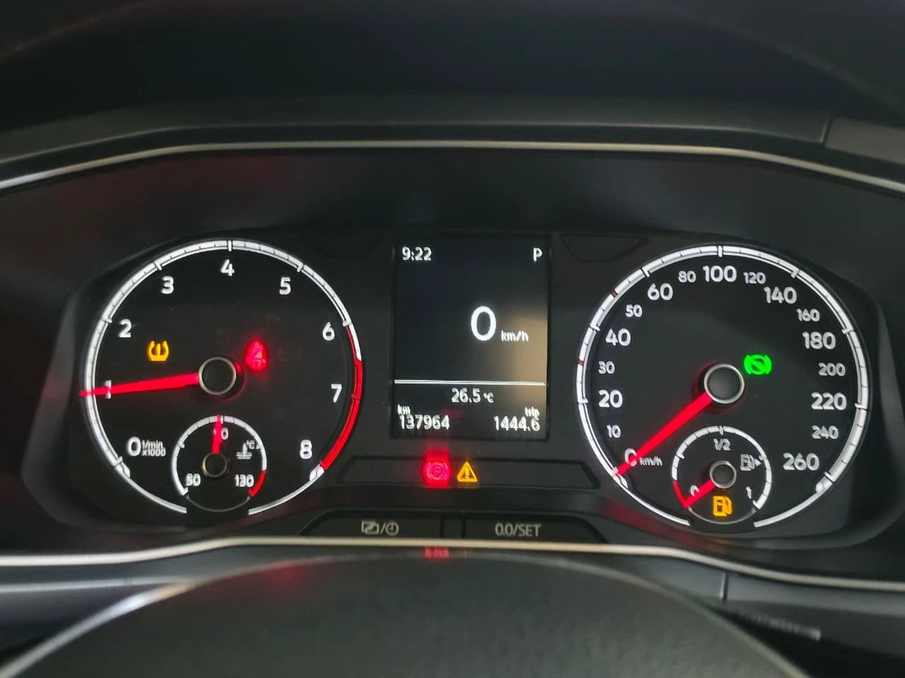 VOLKSWAGEN T-CROSS 14