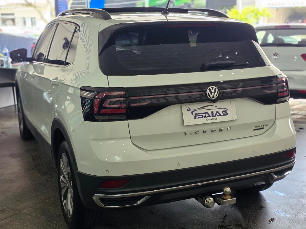 VOLKSWAGEN T-CROSS 15