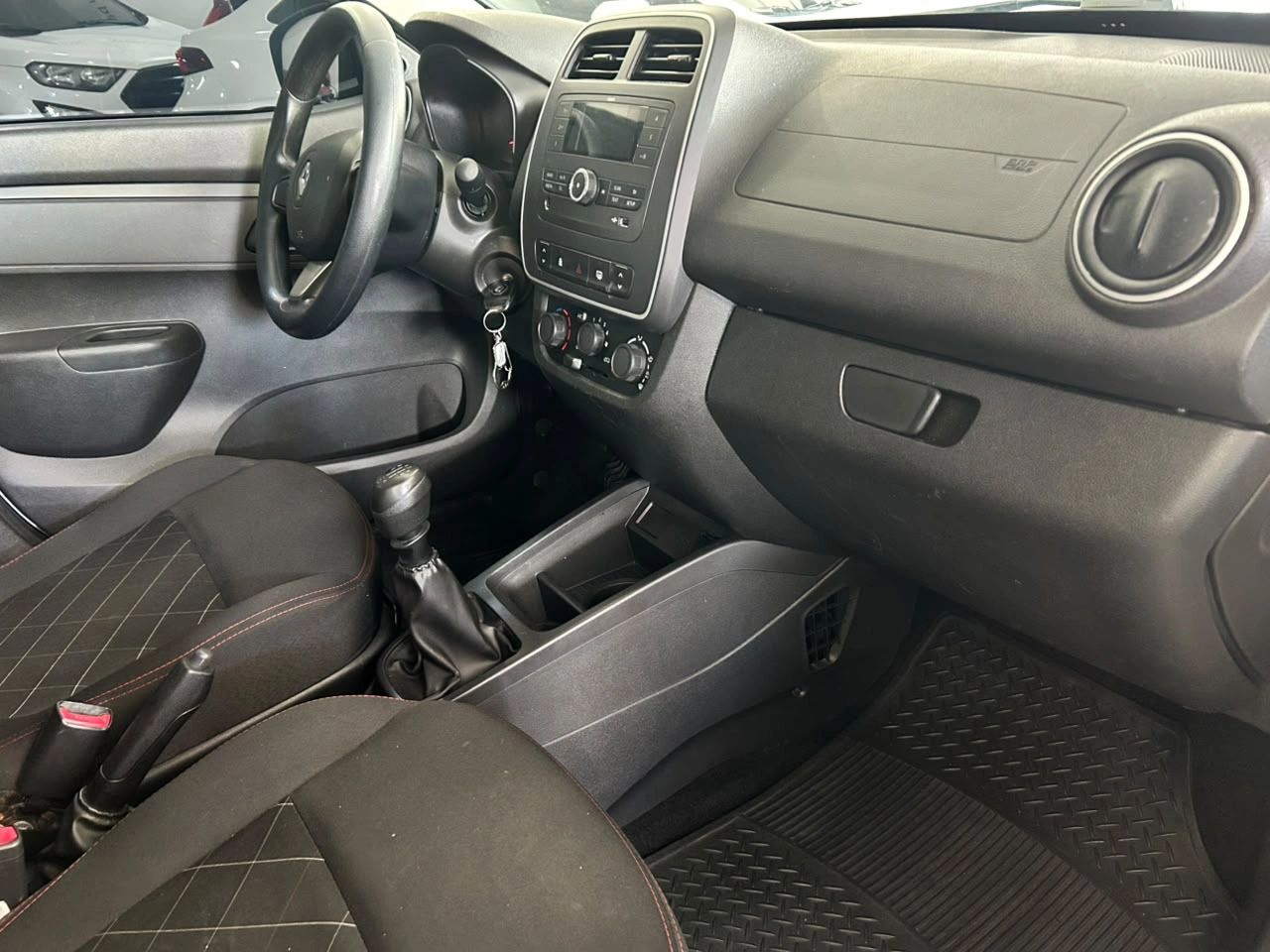 RENAULT KWID 7