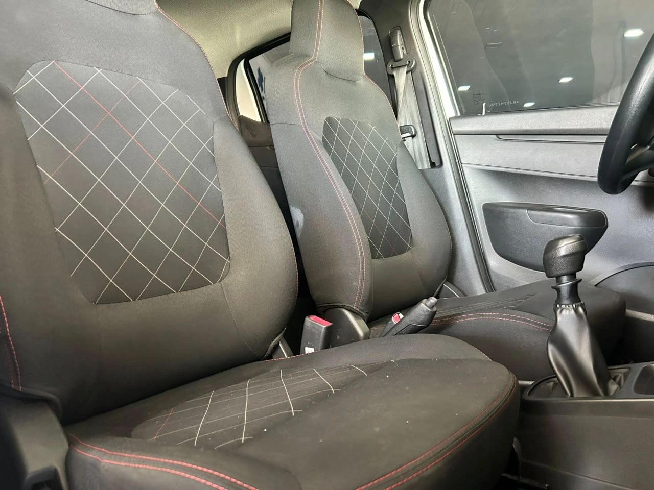 RENAULT KWID 8