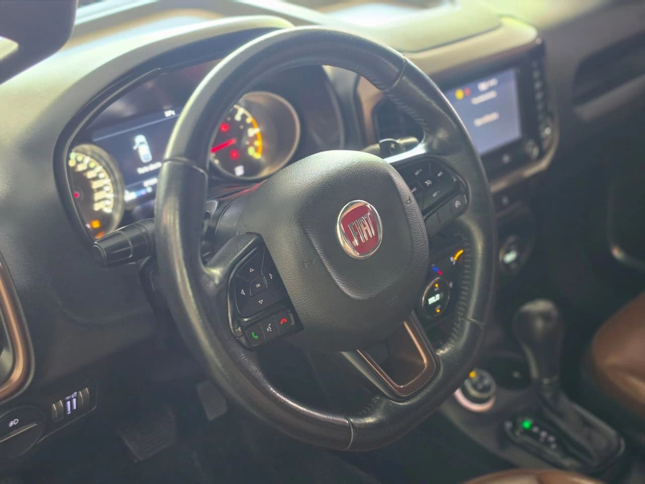 FIAT TORO 5