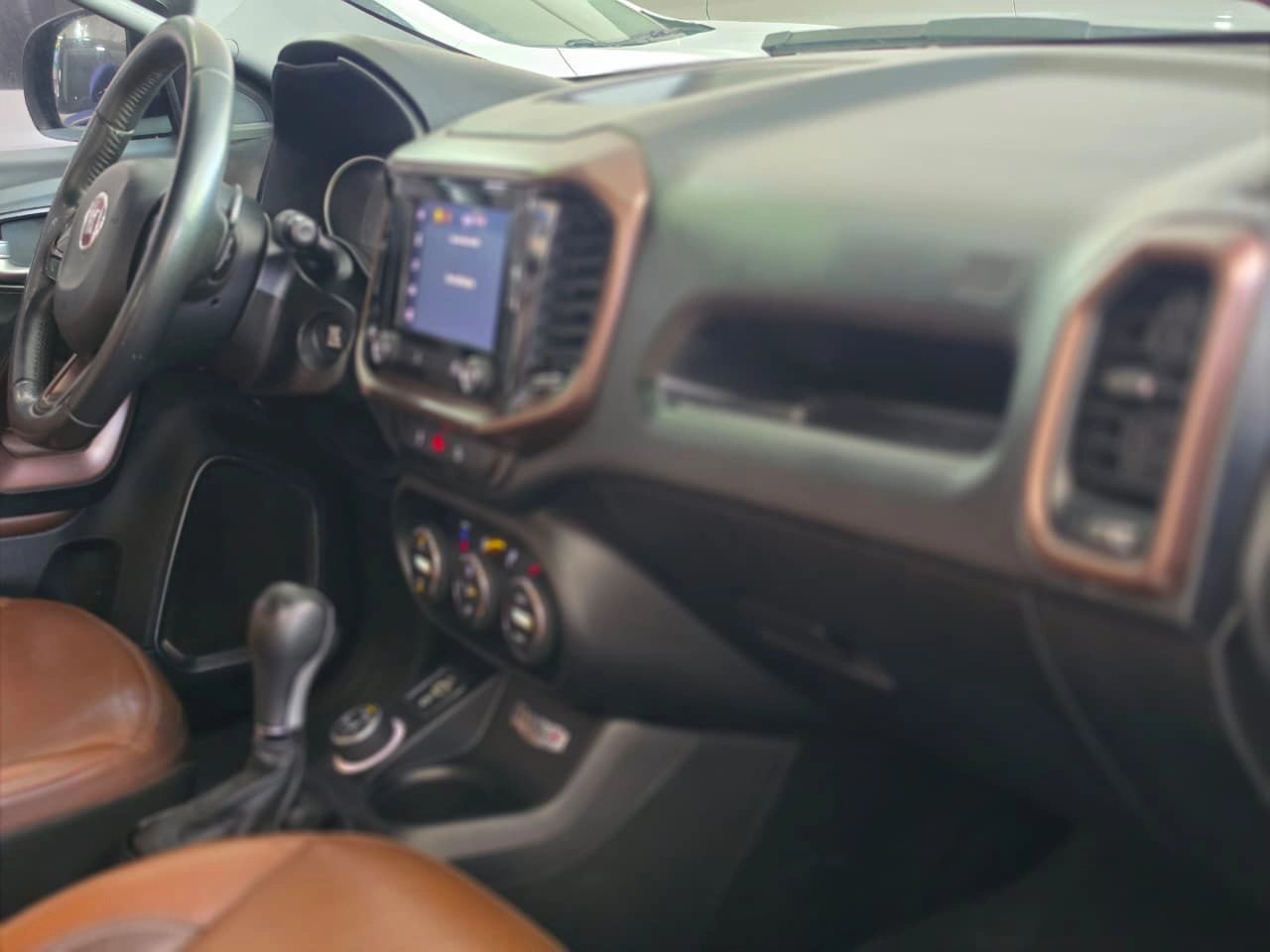 FIAT TORO 6