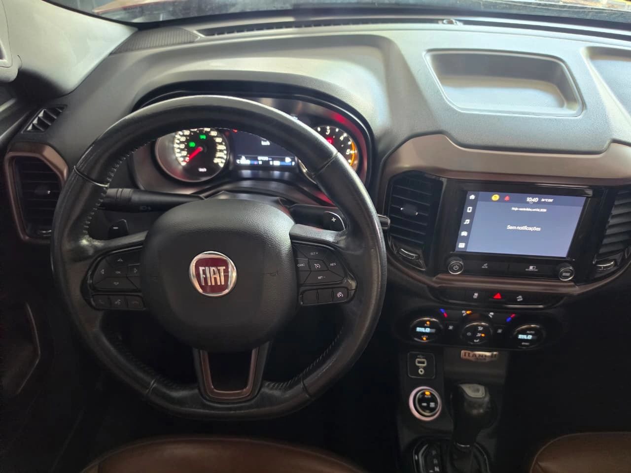 FIAT TORO 10
