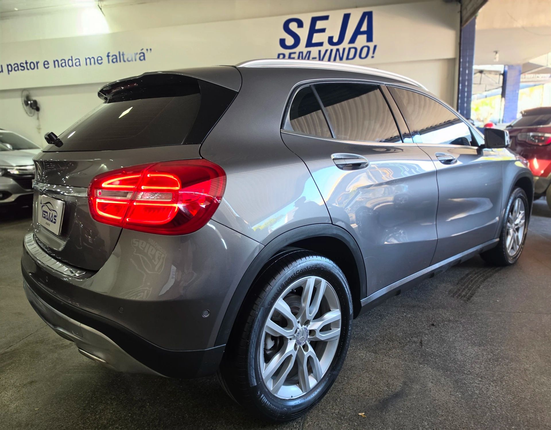MERCEDES-BENZ GLA 200 18