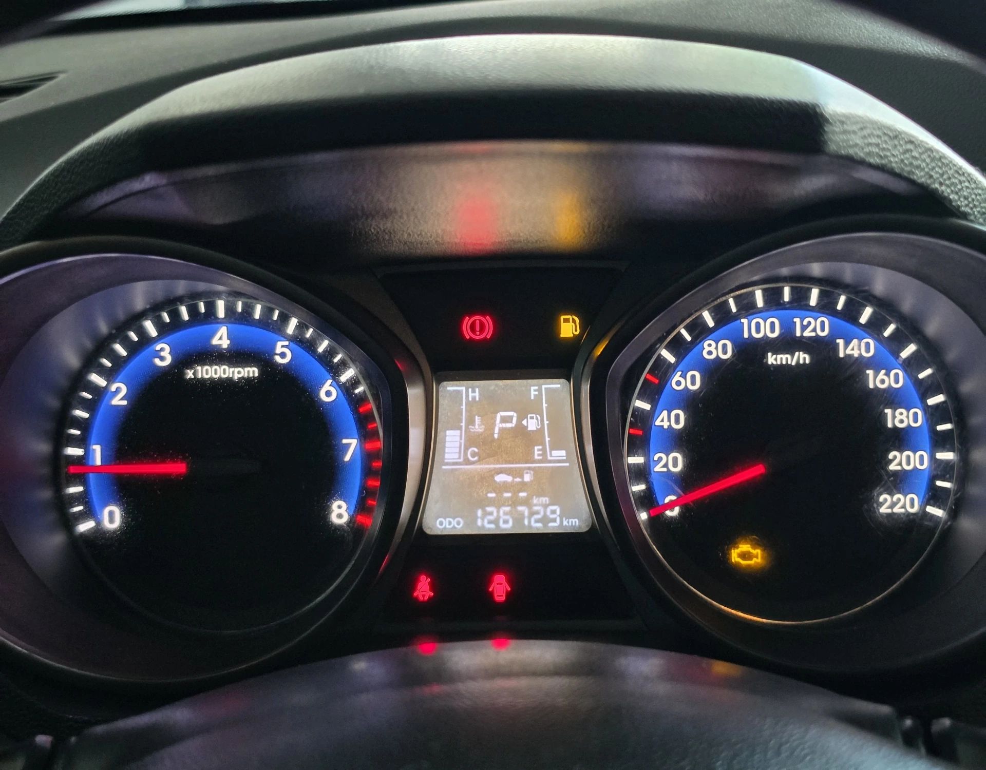 HYUNDAI HB20S 11