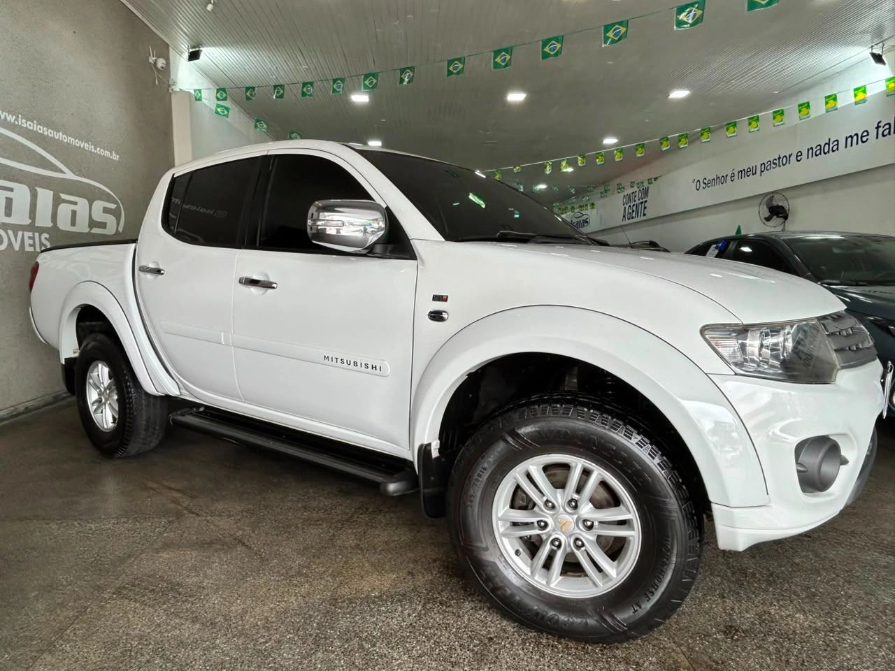 MITSUBISHI L200 TRITON 2