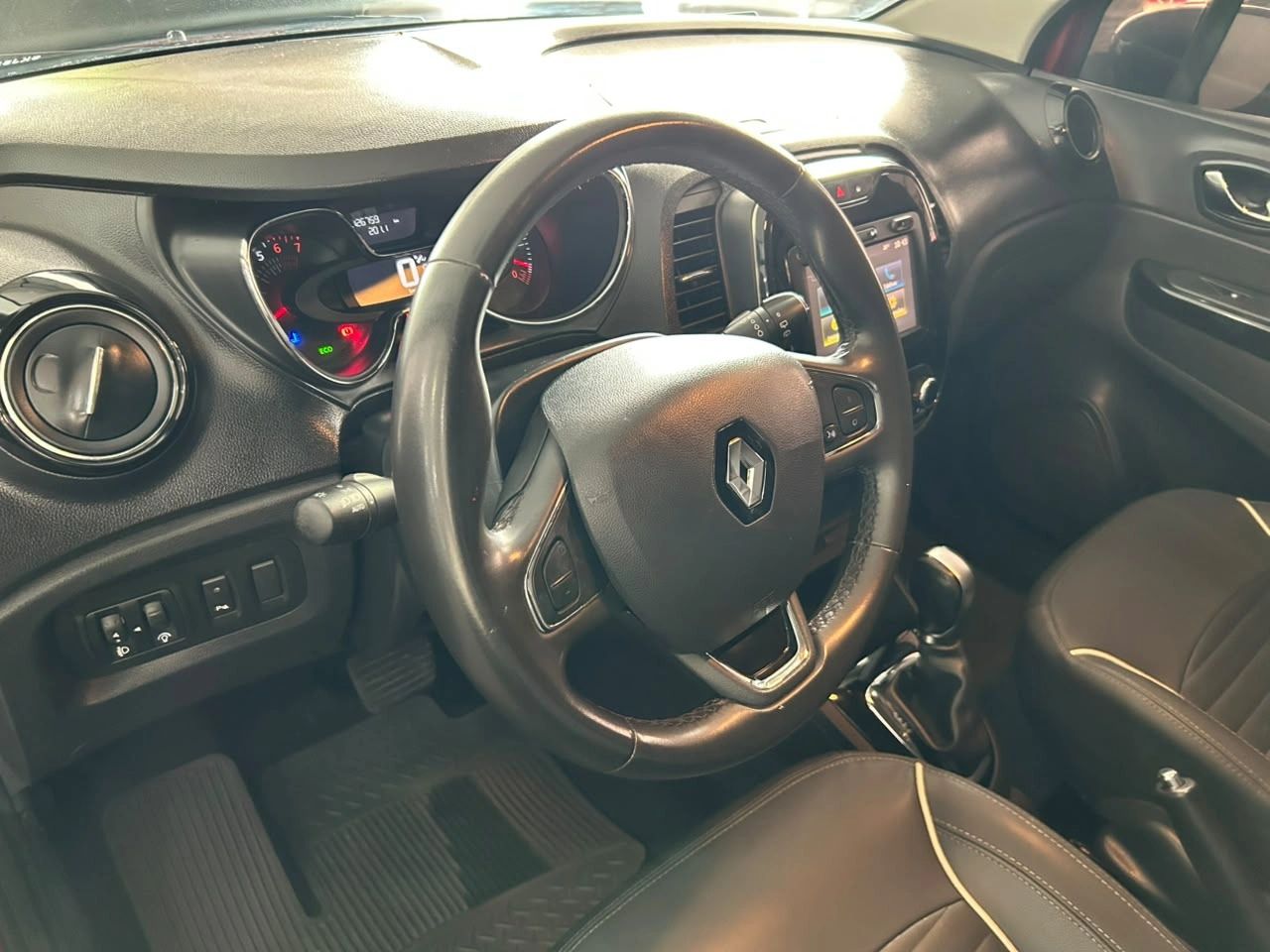RENAULT CAPTUR 5