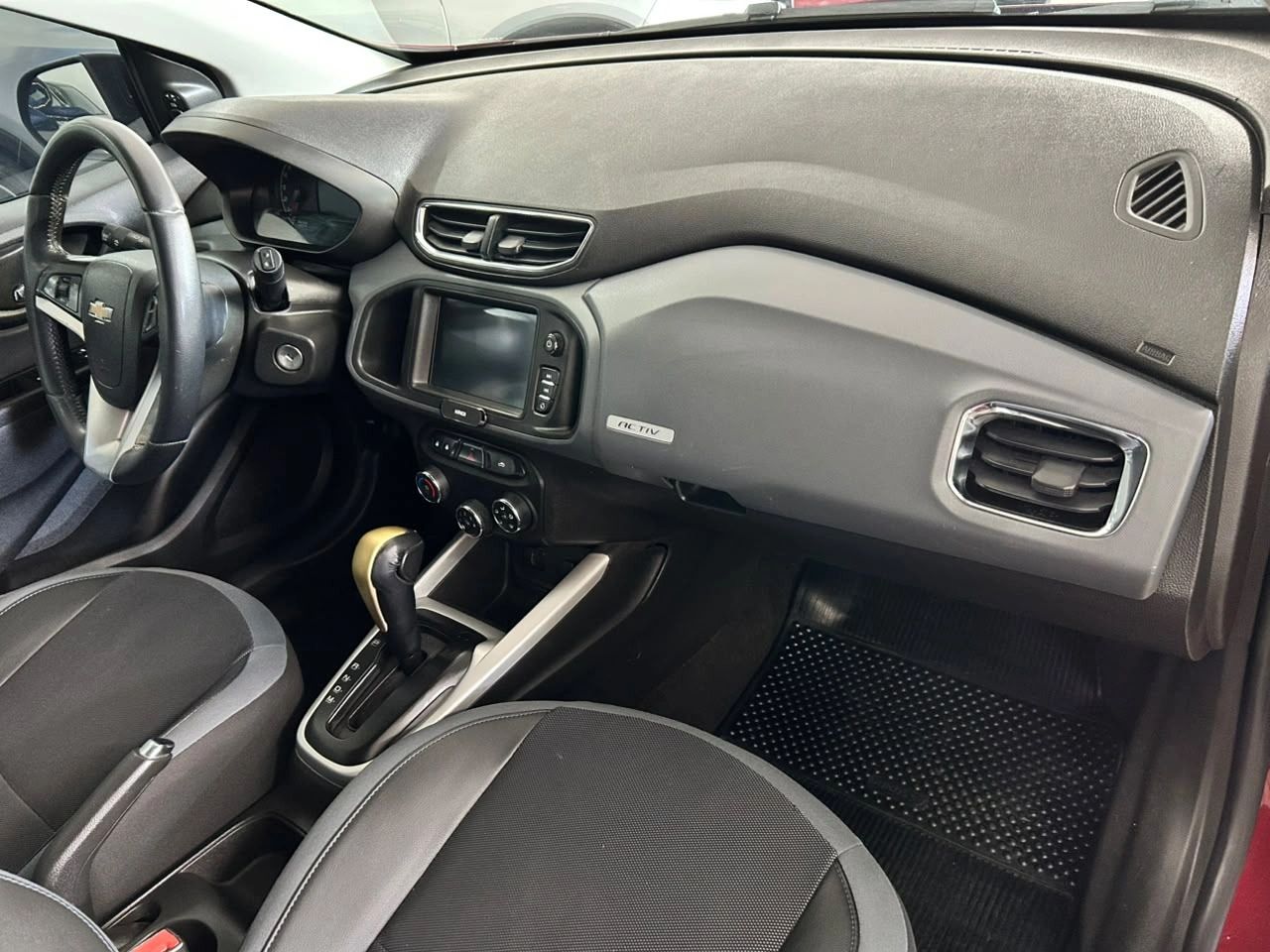 CHEVROLET ONIX 5