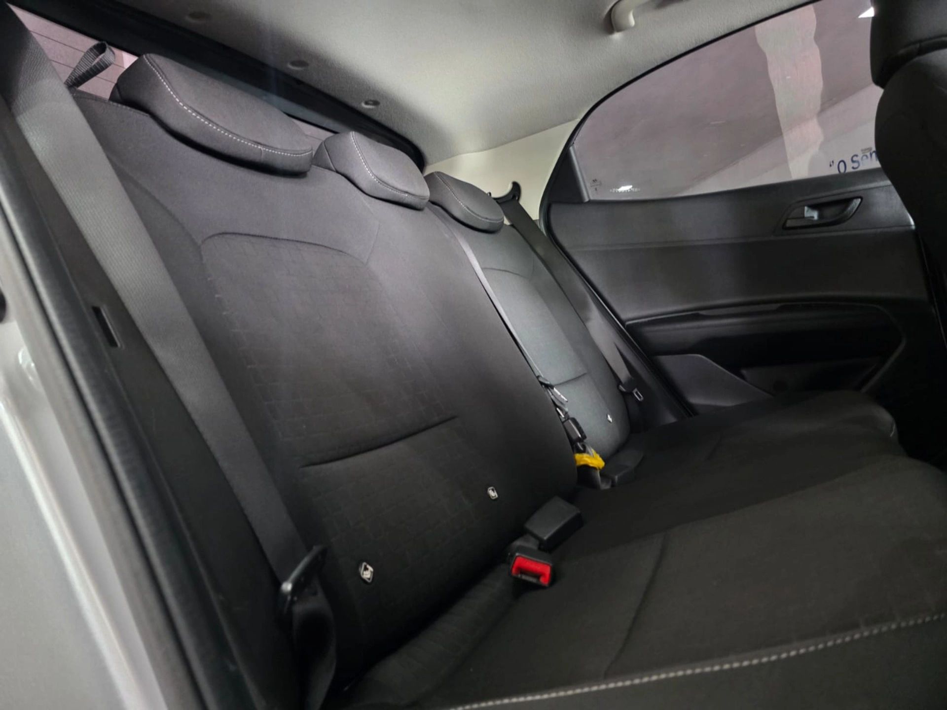 HYUNDAI HB20 8