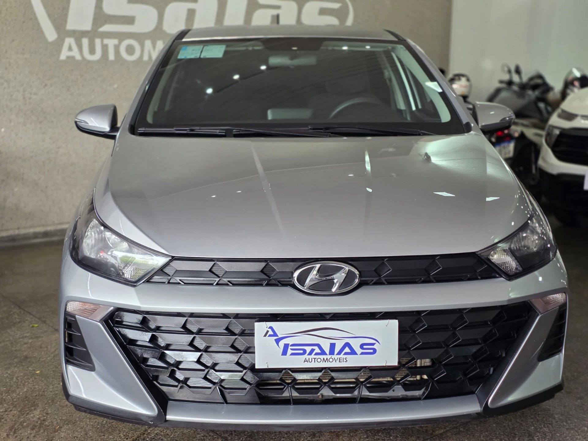 HYUNDAI HB20 3