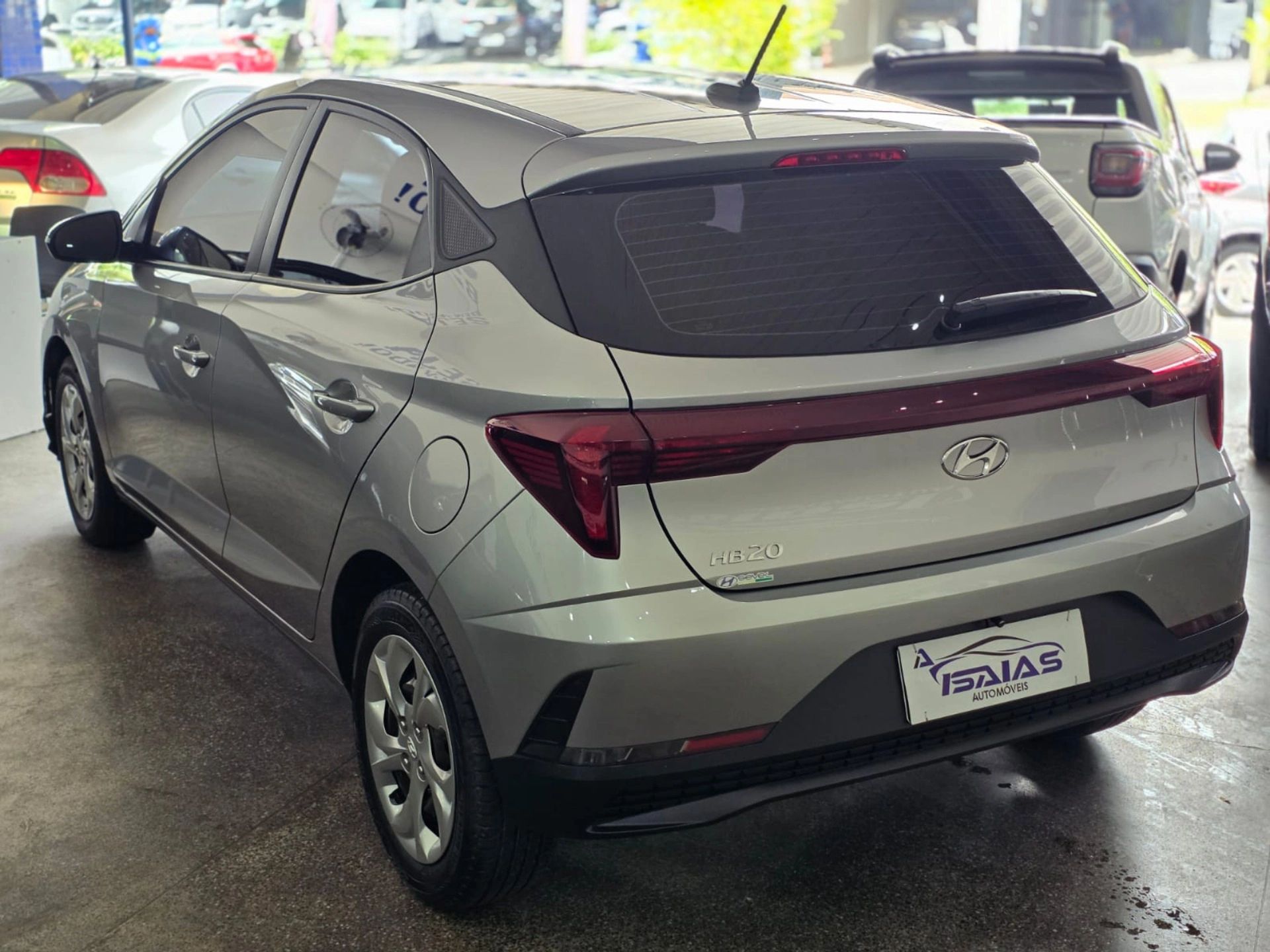 HYUNDAI HB20 12