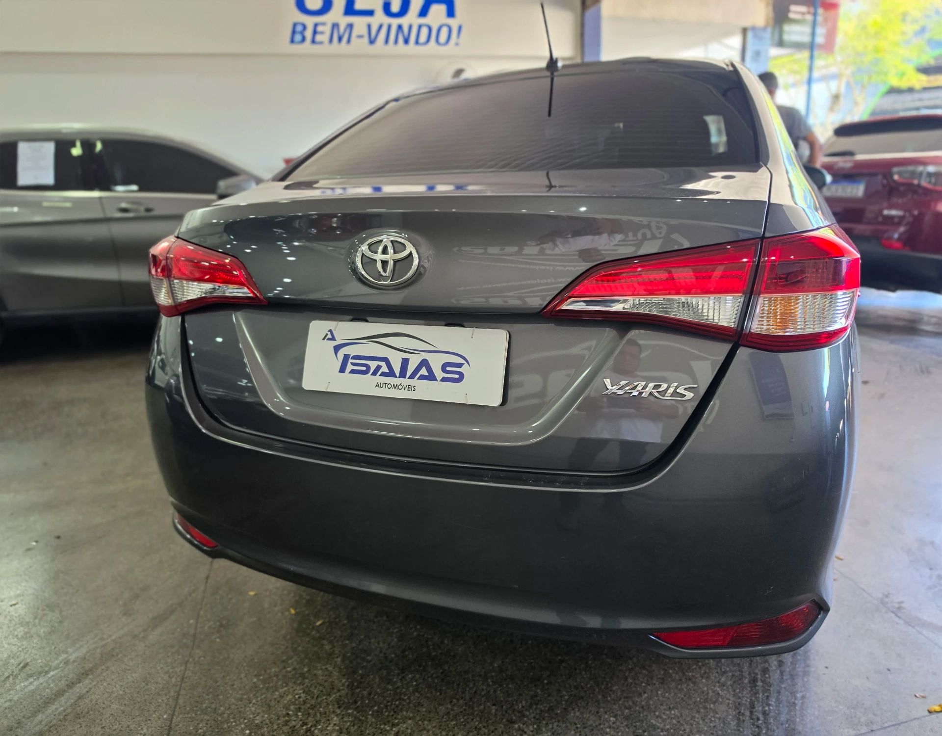TOYOTA YARIS 13