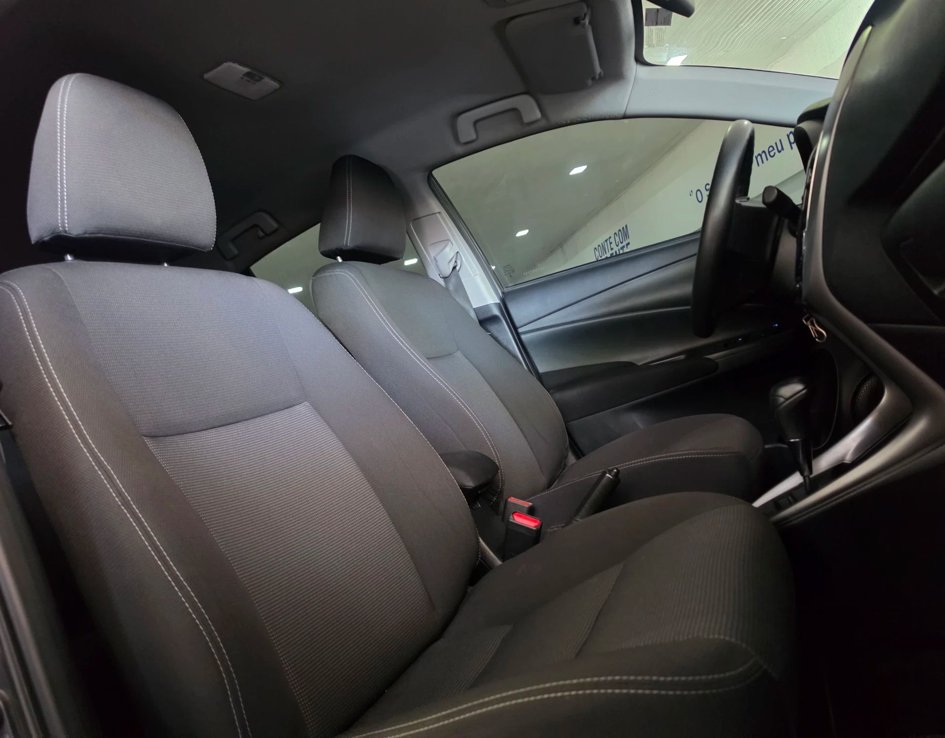 TOYOTA YARIS 7