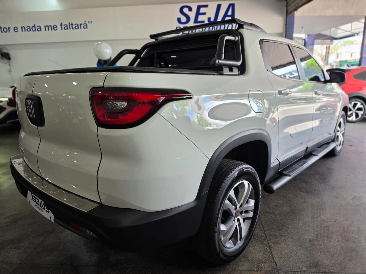 FIAT TORO 14