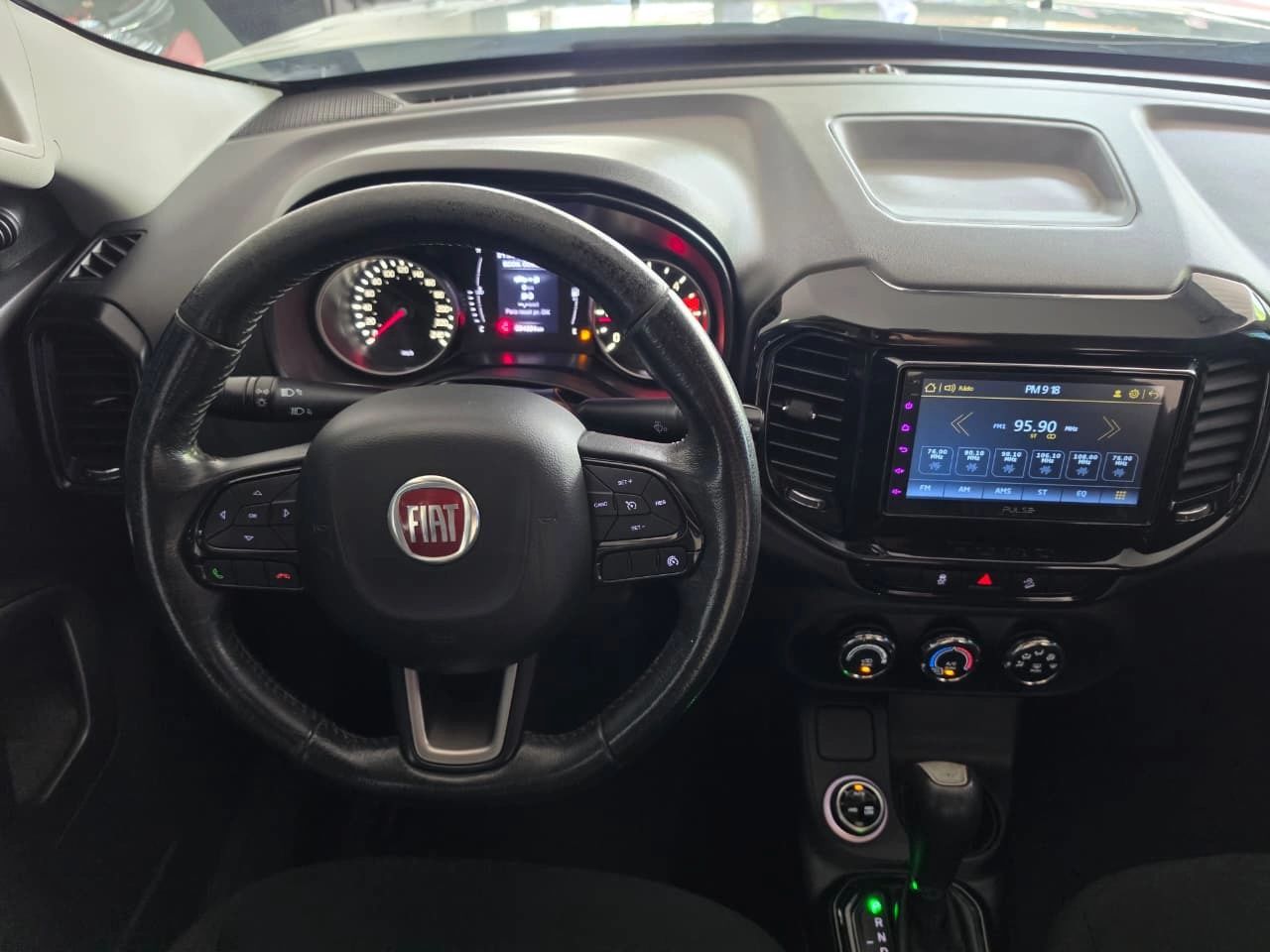 FIAT TORO 10