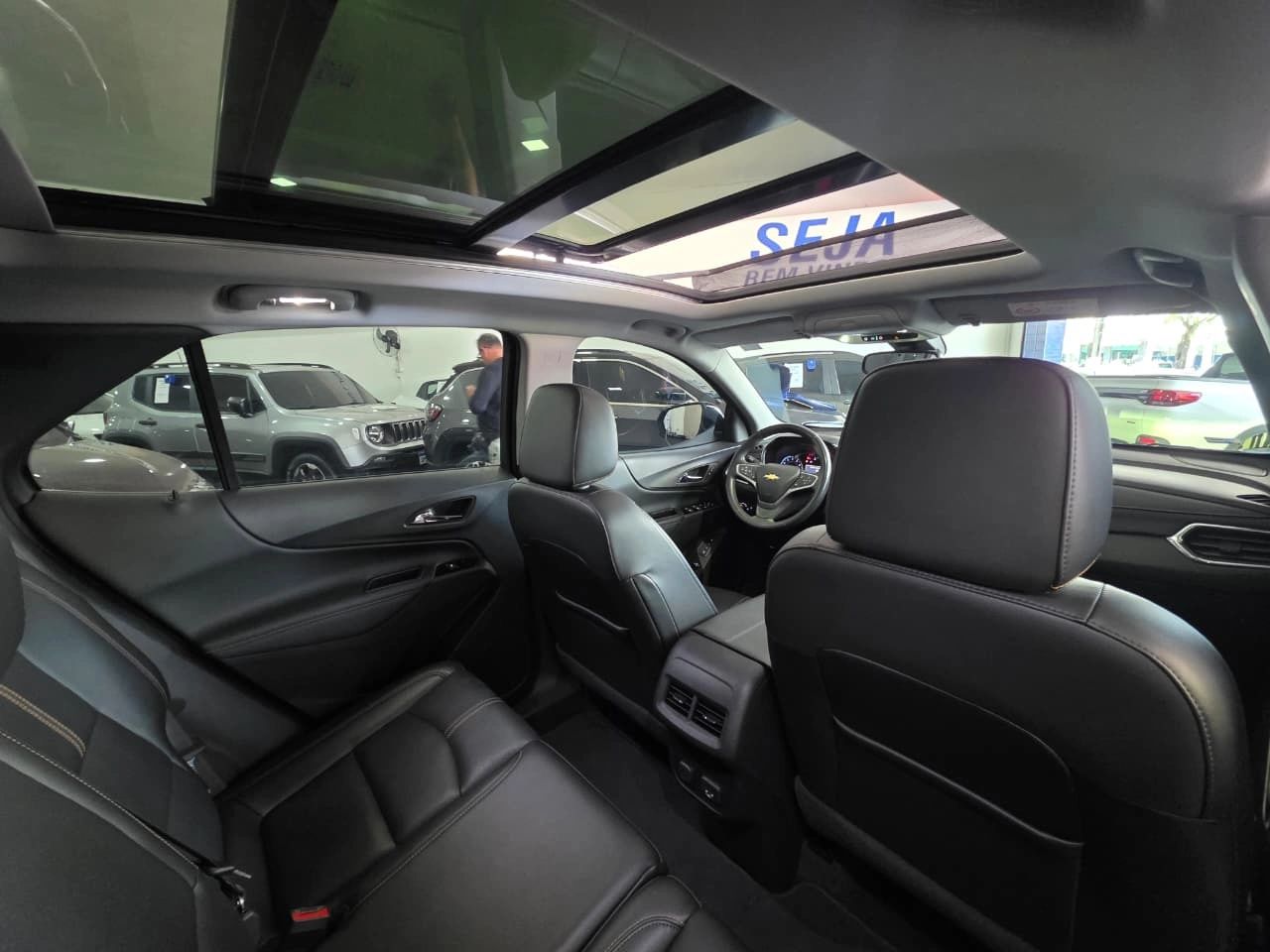 CHEVROLET EQUINOX 11