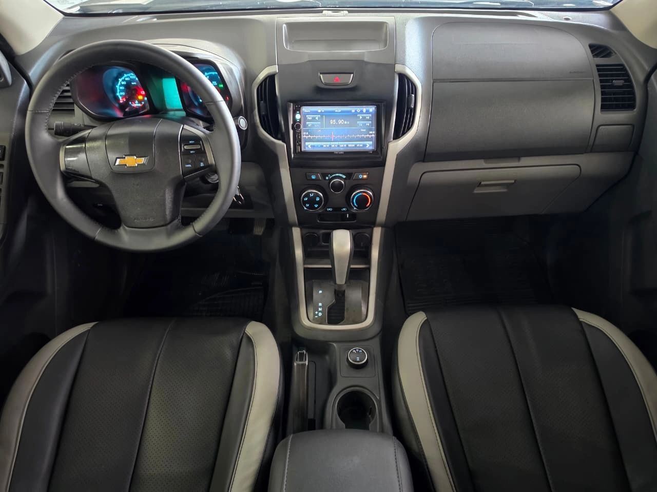 CHEVROLET S10 8