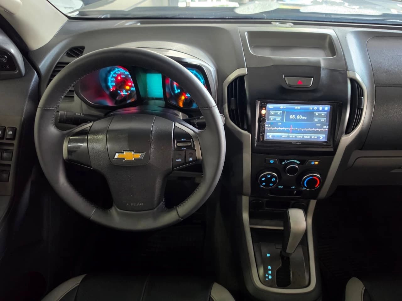 CHEVROLET S10 9