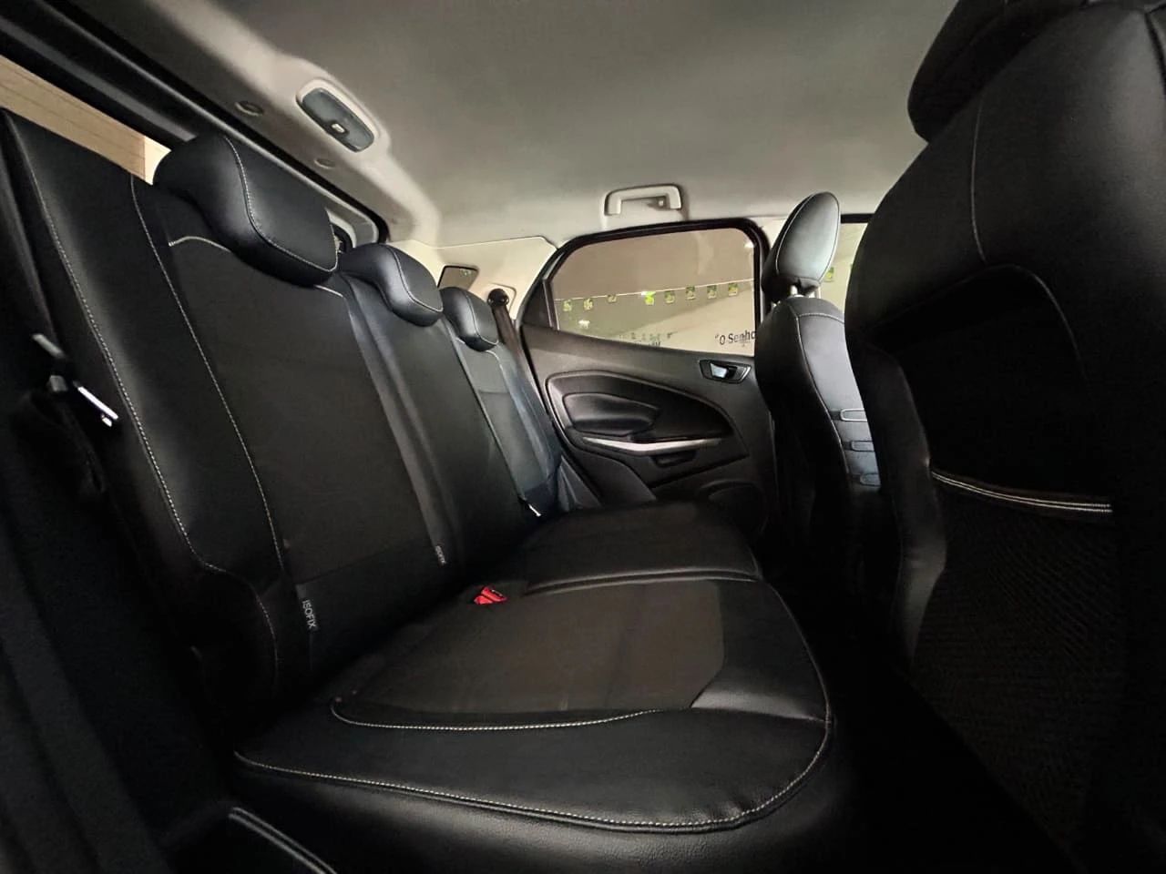 FORD ECOSPORT 8