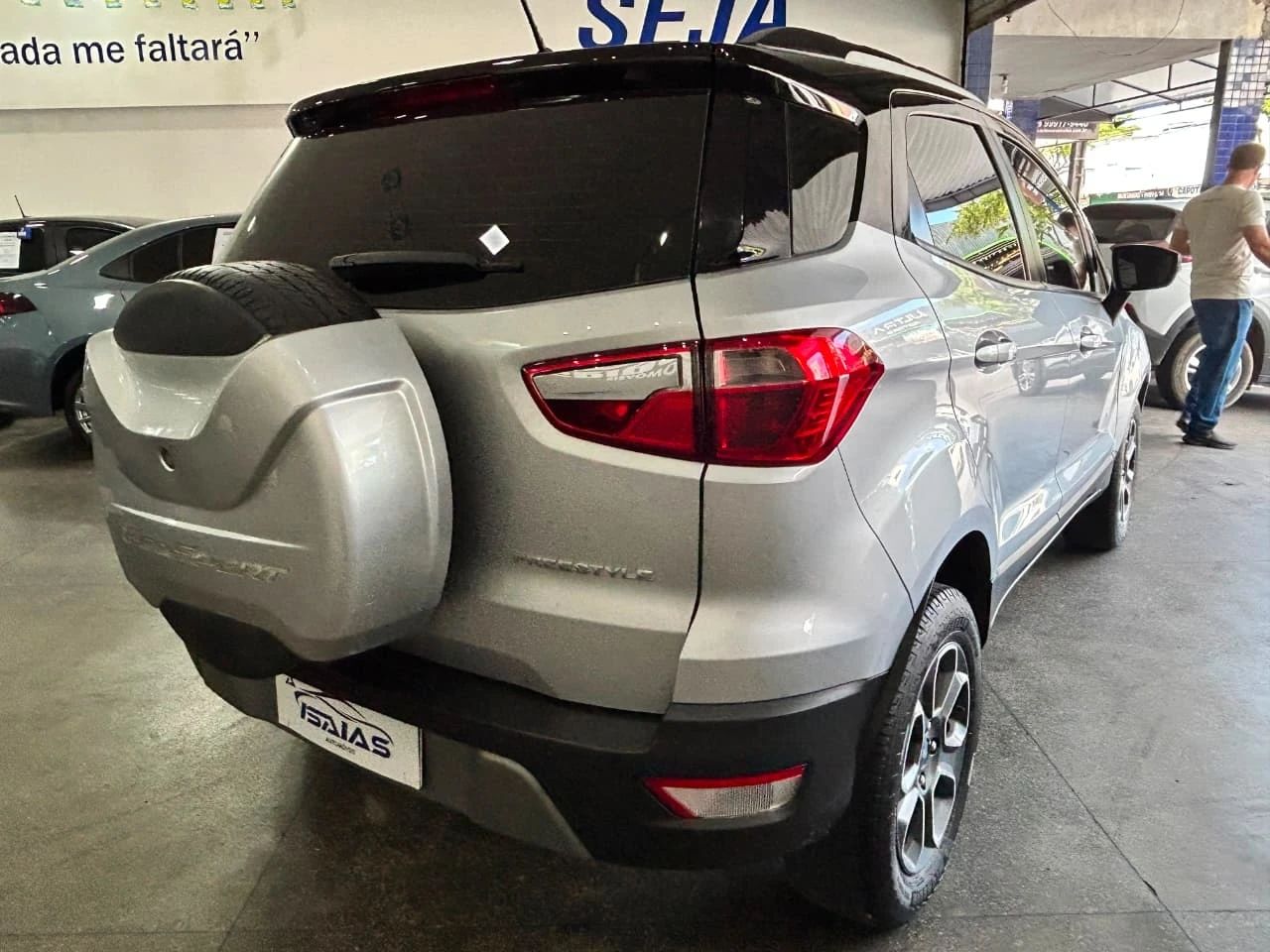 FORD ECOSPORT 14