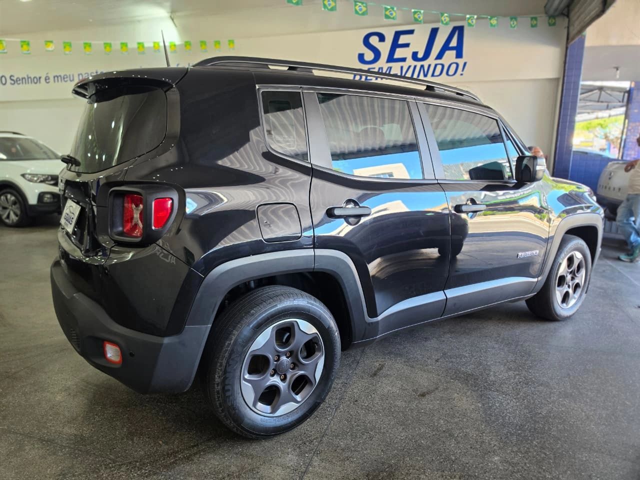 JEEP RENEGADE 14