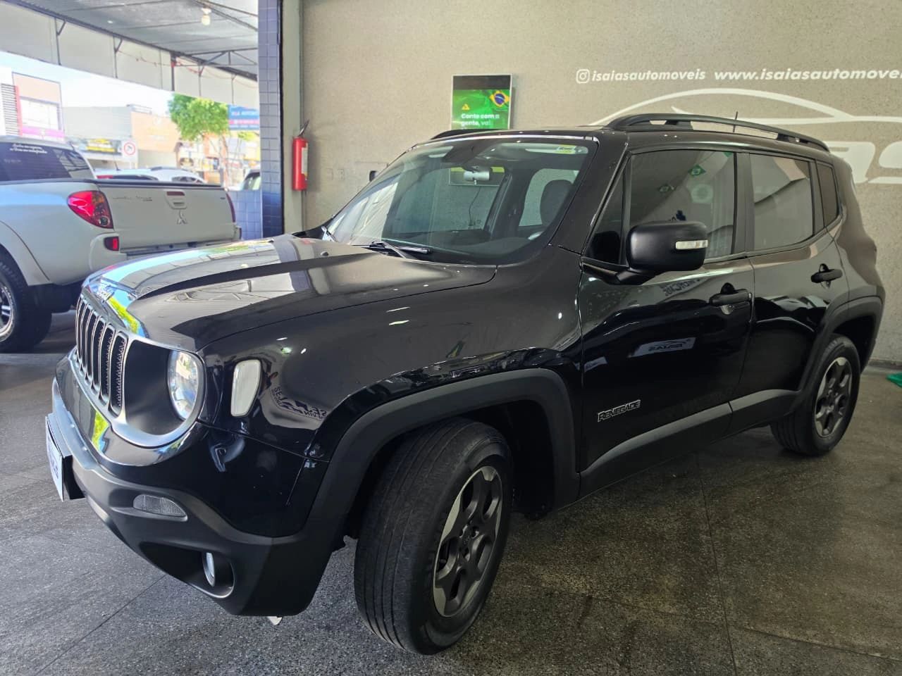 JEEP RENEGADE 4
