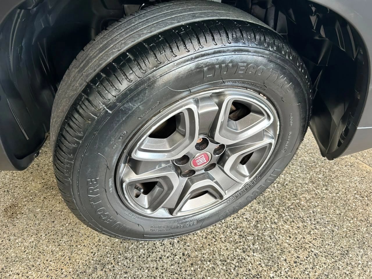 FIAT TORO 10