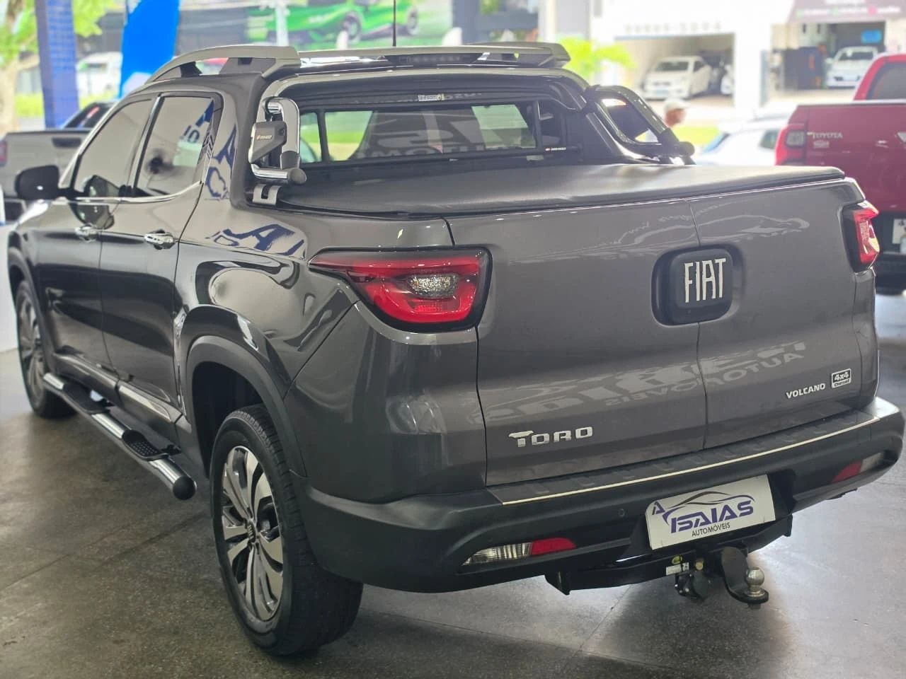 FIAT TORO 12