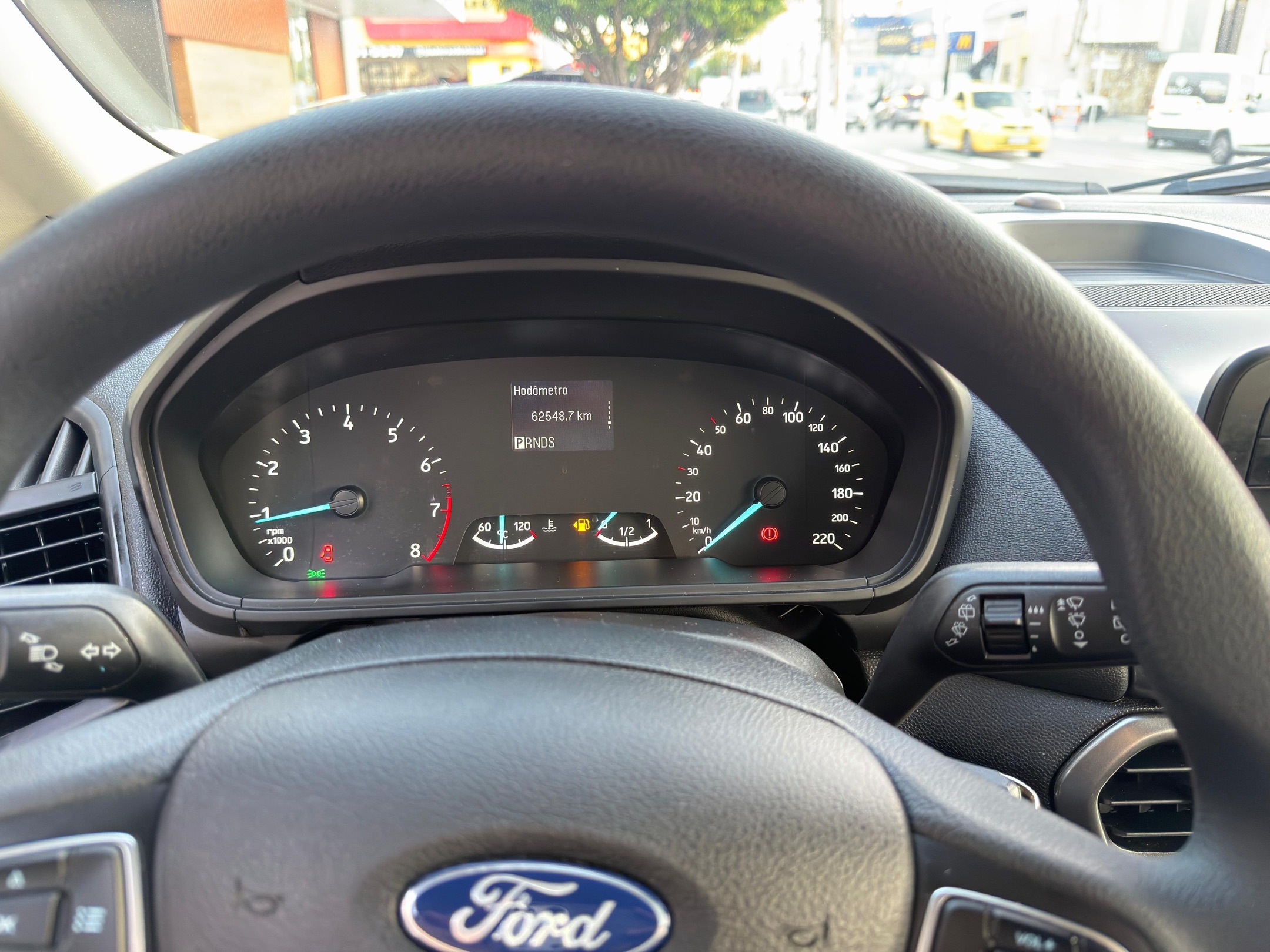 Ford EcoSport 6