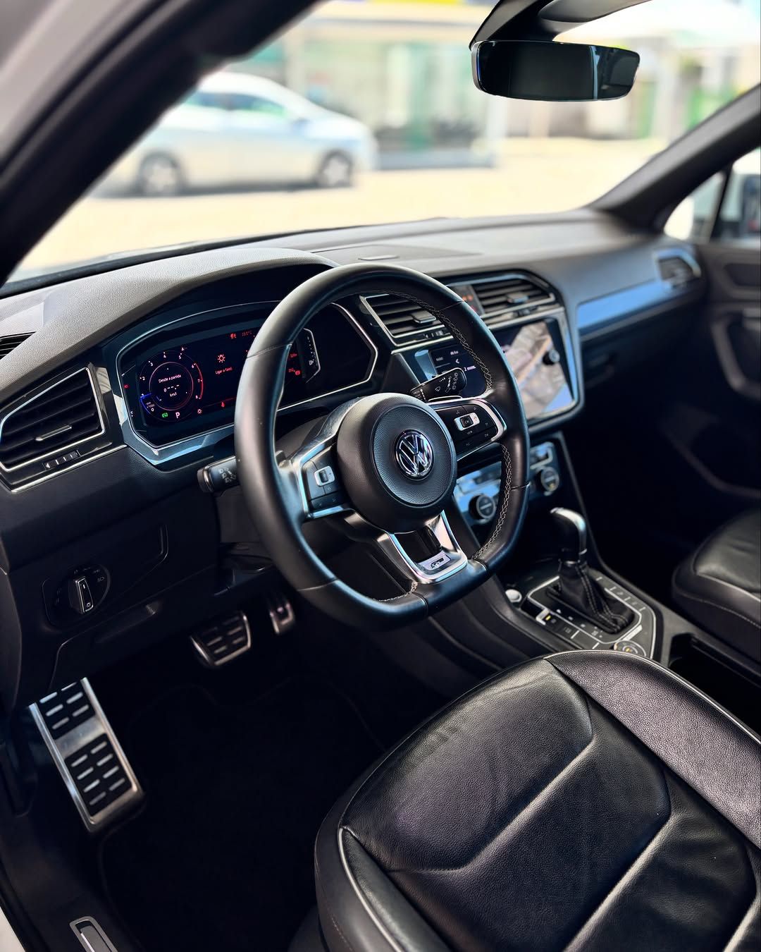 Volkswagen Tiguan 7