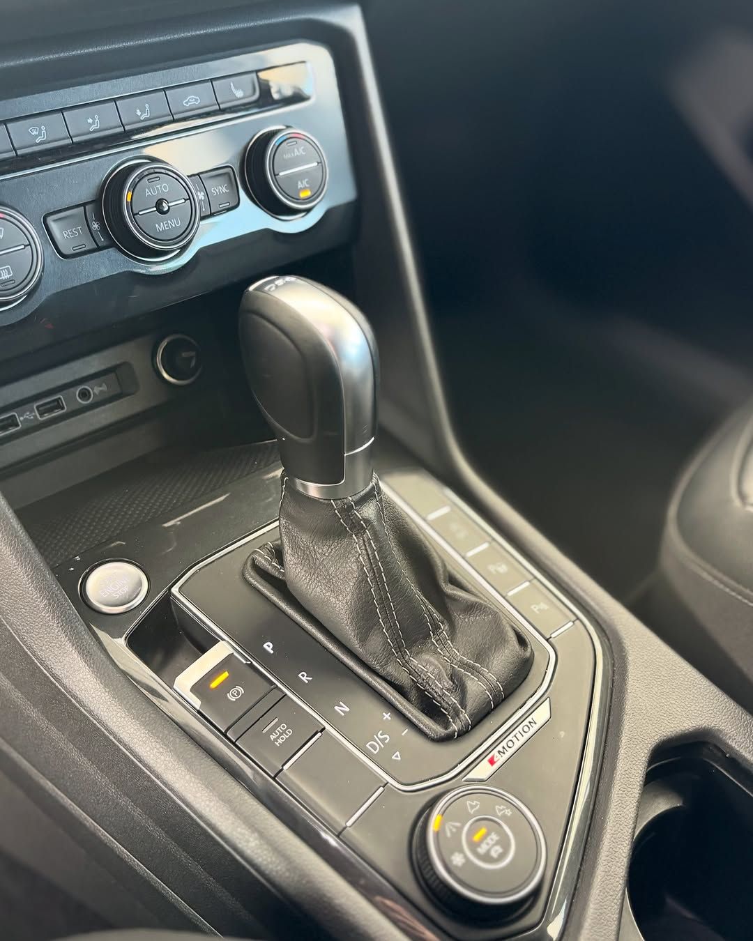 Volkswagen Tiguan 8