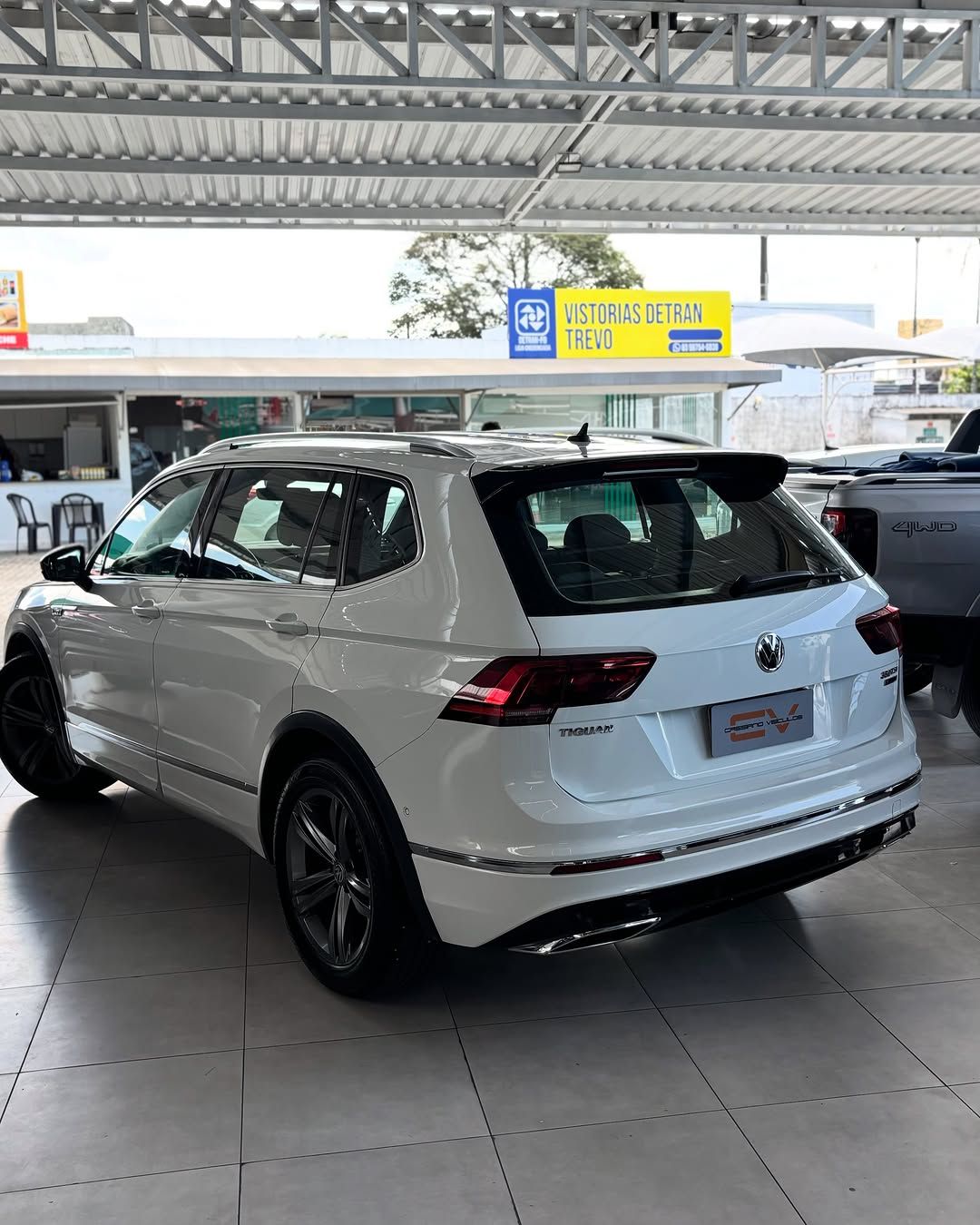 Volkswagen Tiguan 17