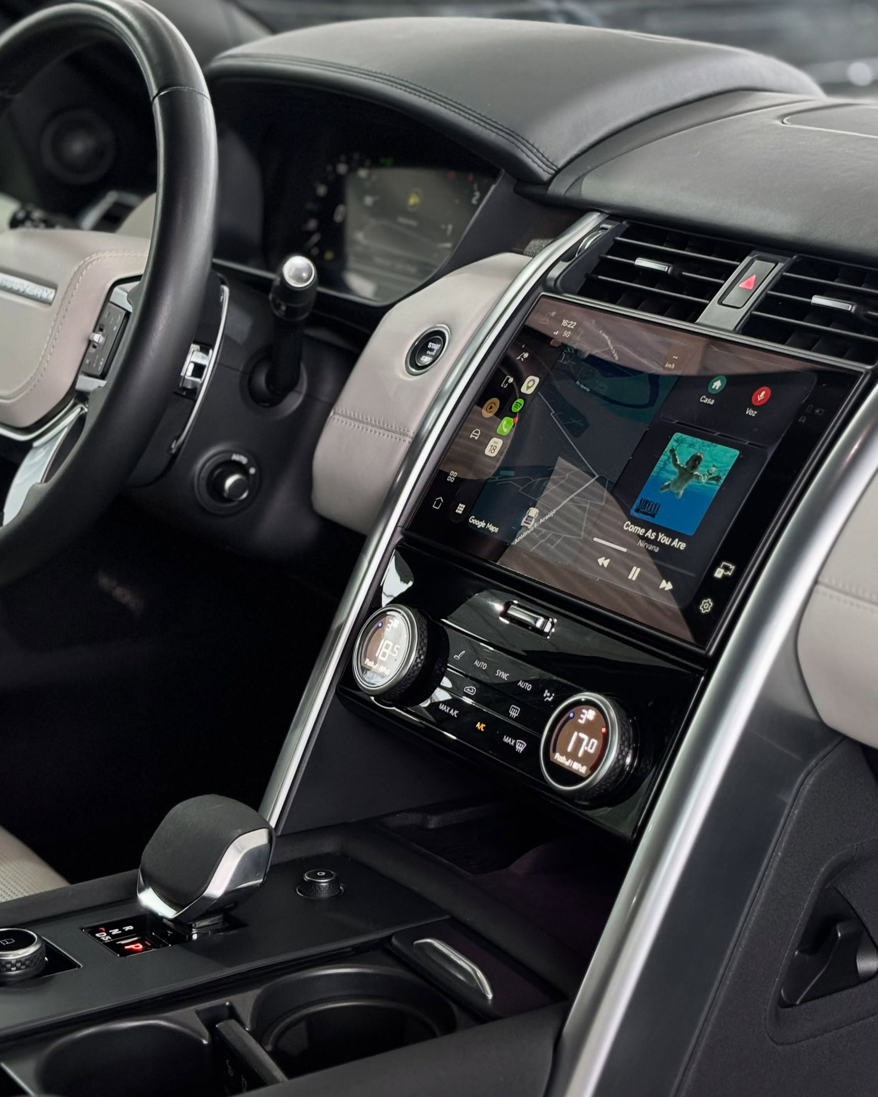 Land Rover Discovery 15