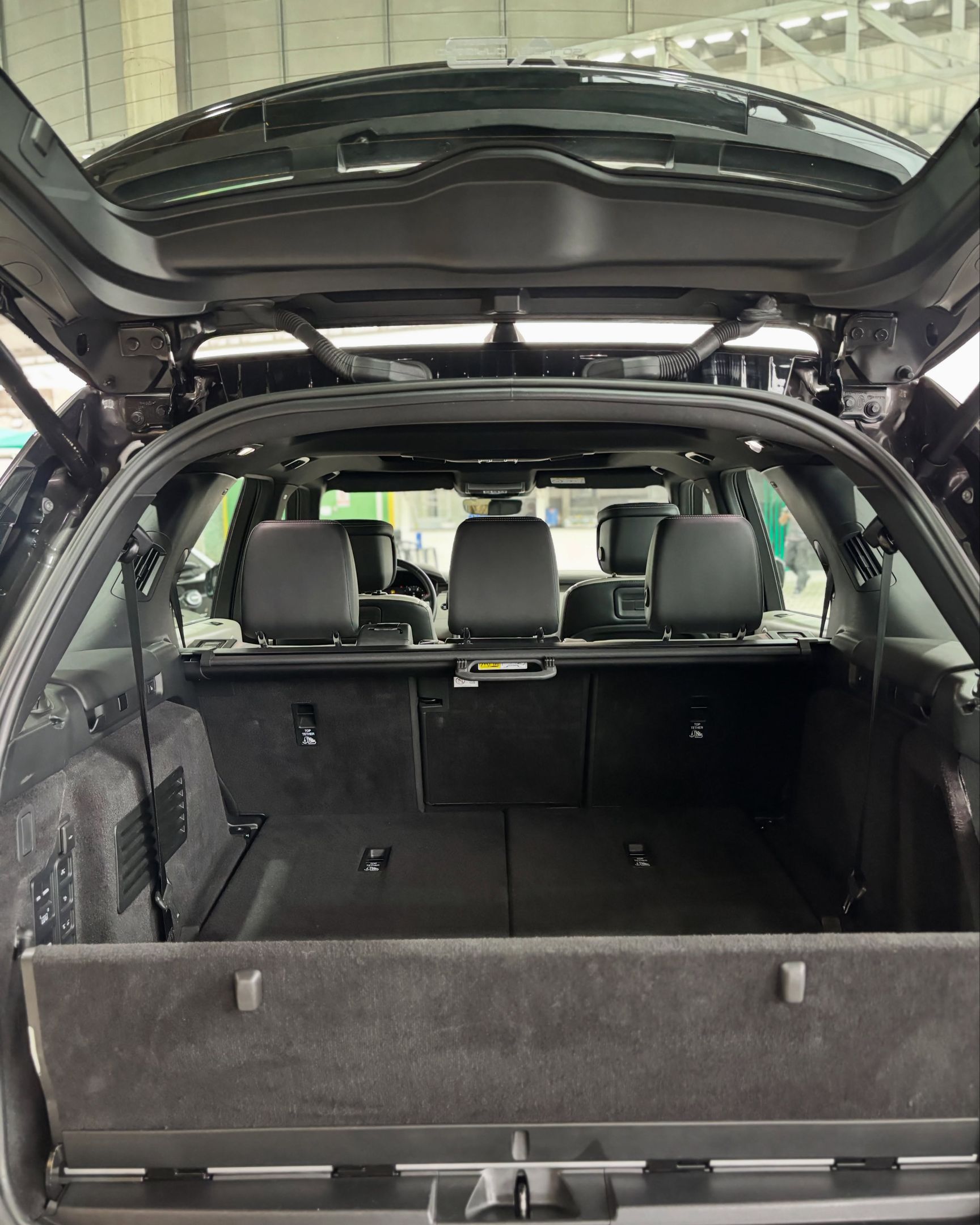 Land Rover Discovery 11