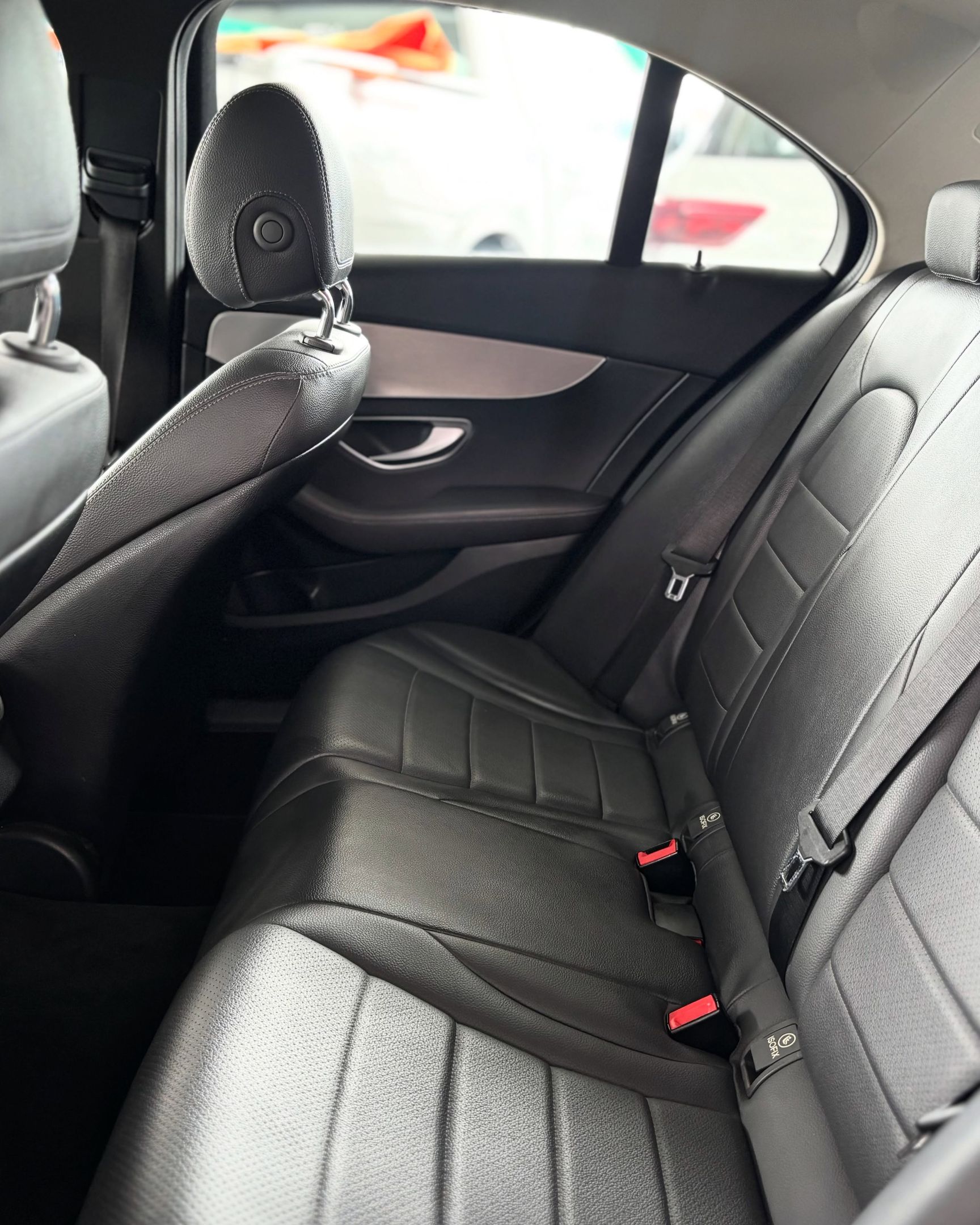 Mercedes-Benz C 180 12