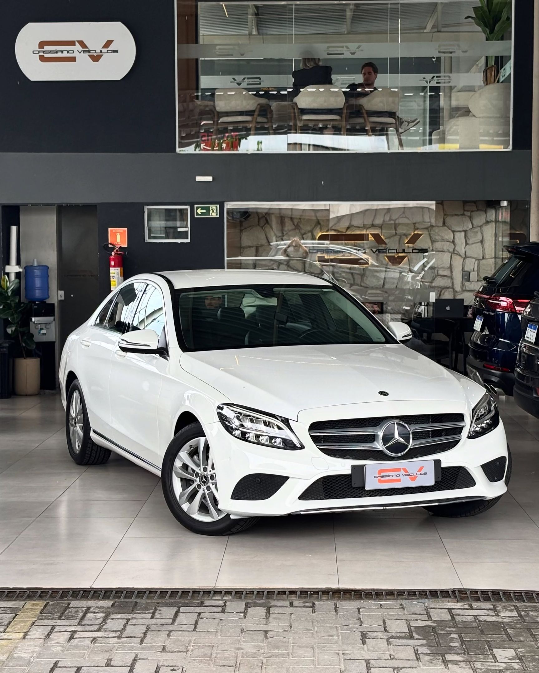 Mercedes-Benz C 180 2