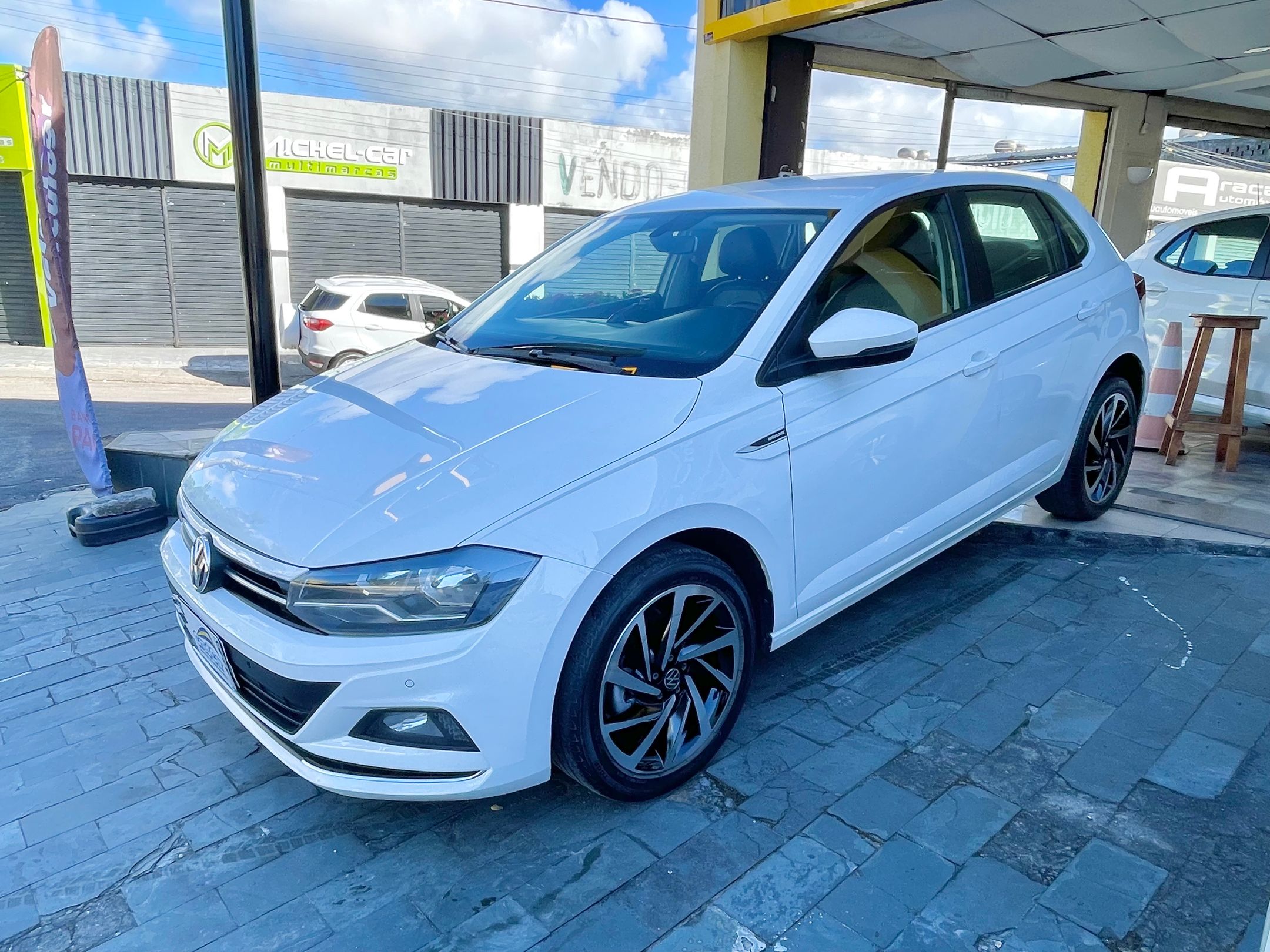 VOLKSWAGEN POLO 2