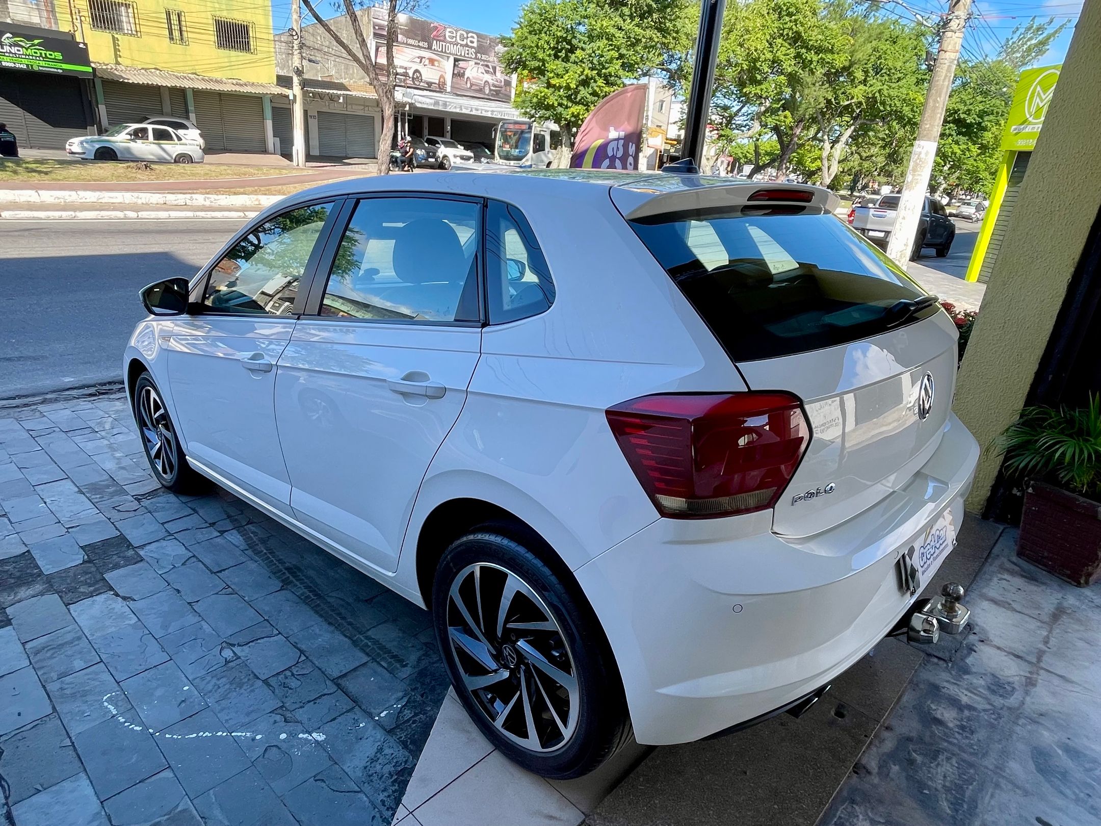 VOLKSWAGEN POLO 4