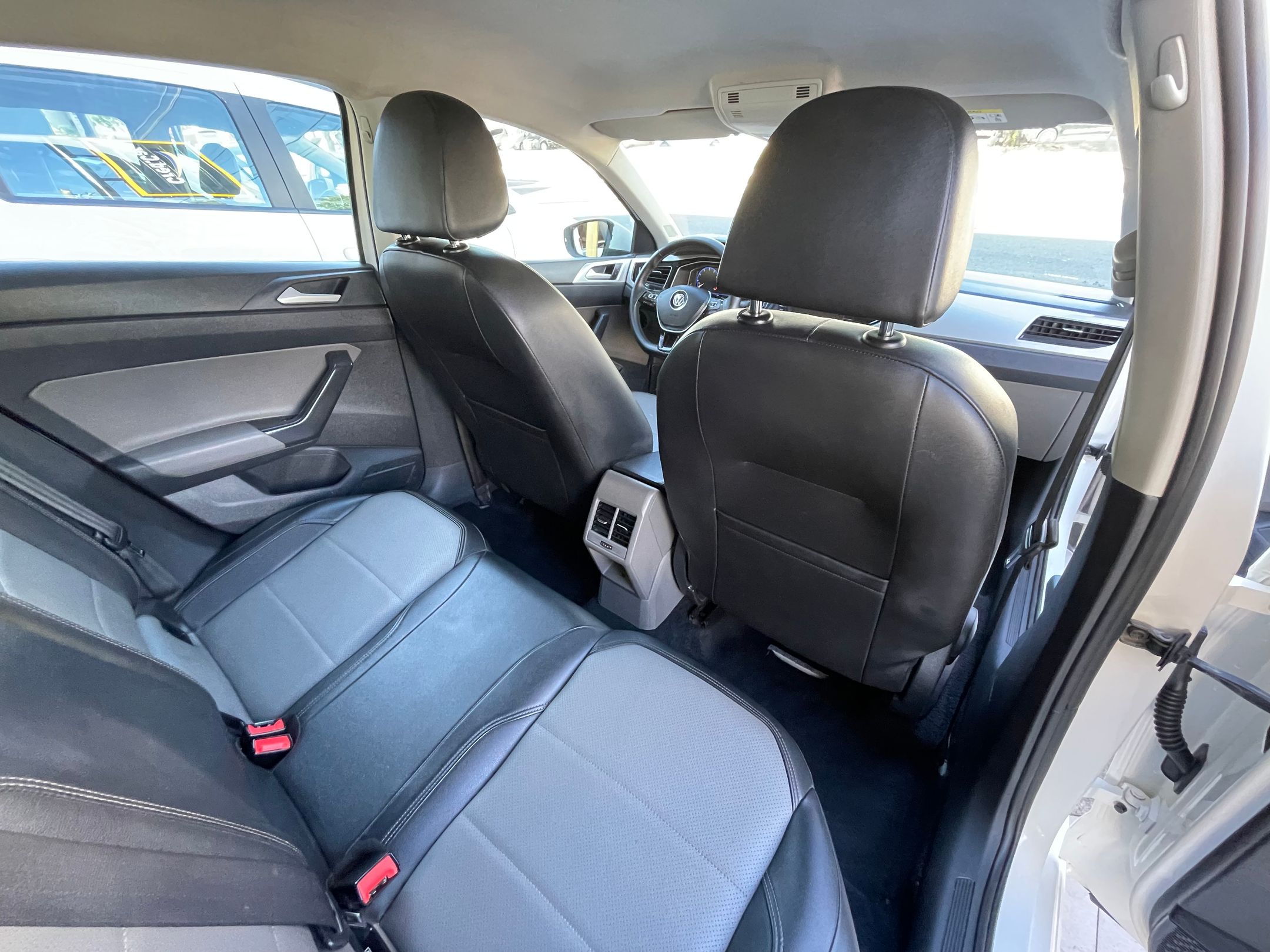 VOLKSWAGEN POLO 10
