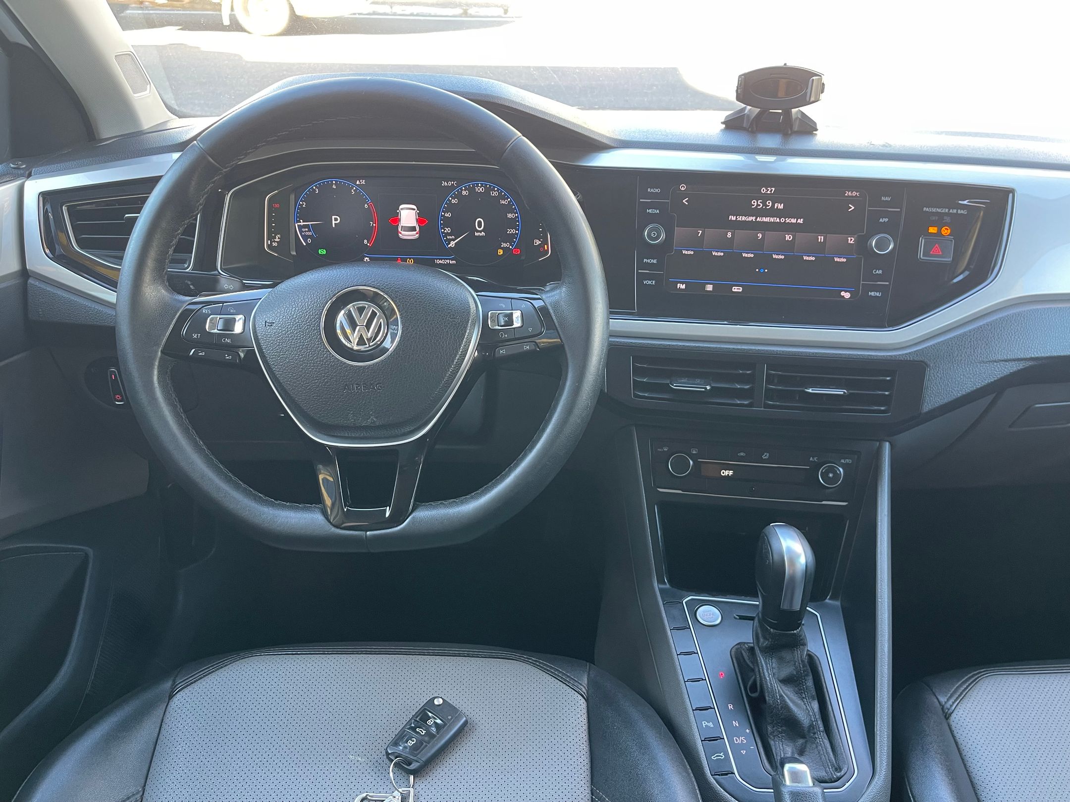 VOLKSWAGEN POLO 11