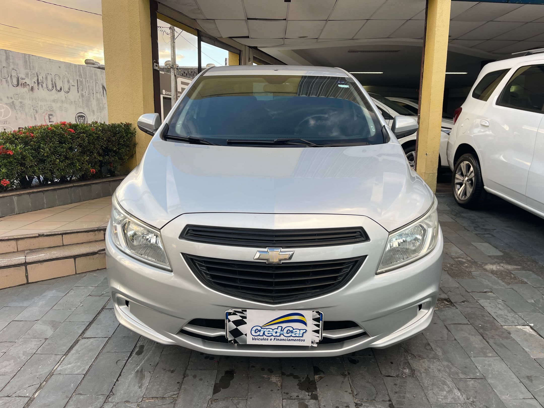 GM - Chevrolet ONIX 2